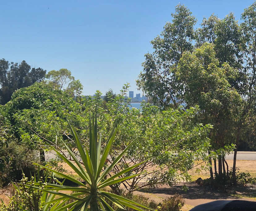 $325, Share-house, 6 bathrooms, Attadale WA 6156