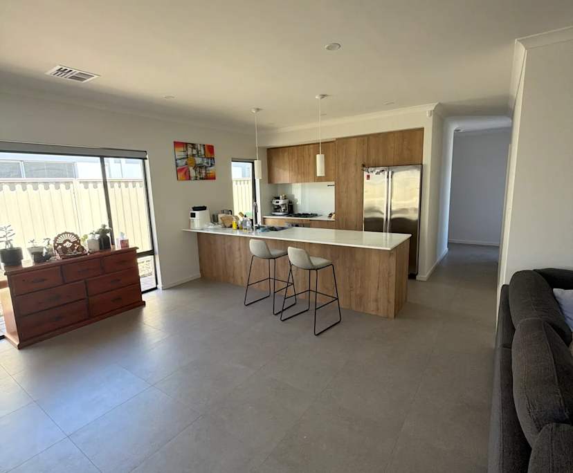 $300, Share-house, 3 bathrooms, Westminster WA 6061