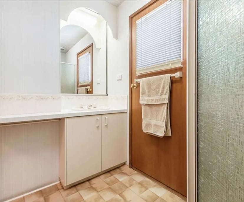 $300, Whole-property, 2 bathrooms, Craigieburn VIC 3064