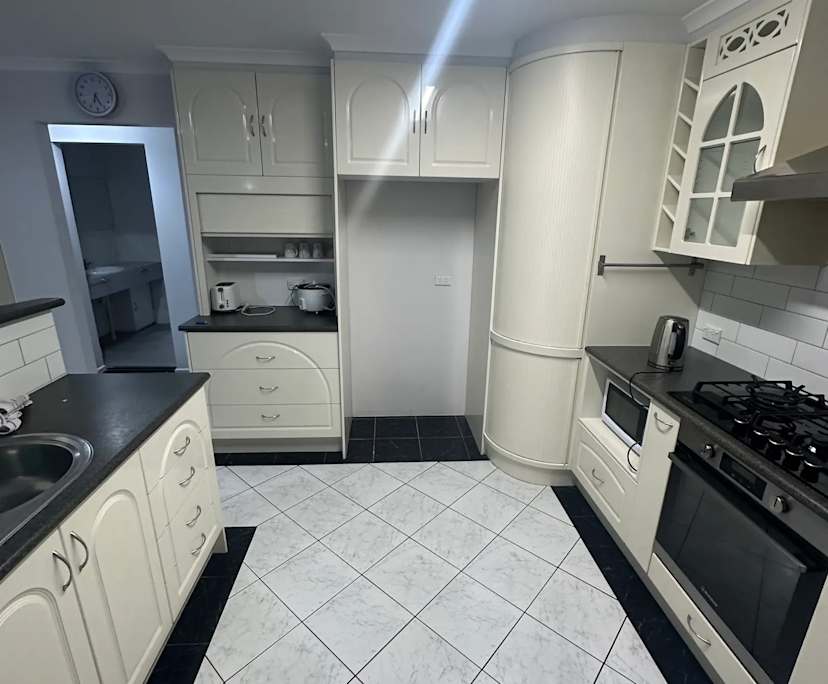 Furnished room in a share house