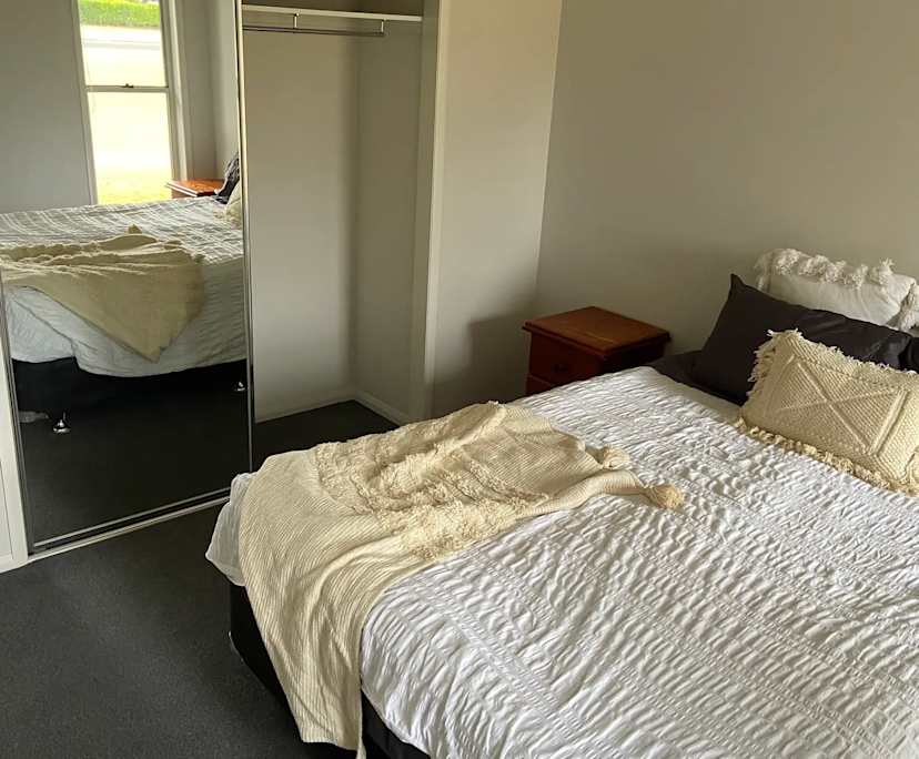 $280, Share-house, 6 bathrooms, Oakey QLD 4401
