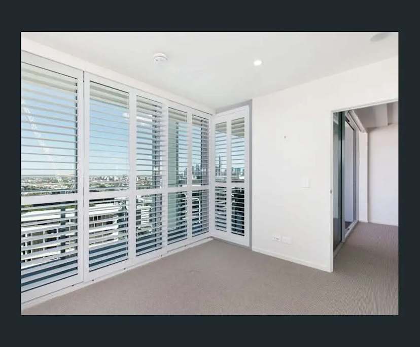 $500, Flatshare, 2 bathrooms, Newstead QLD 4006