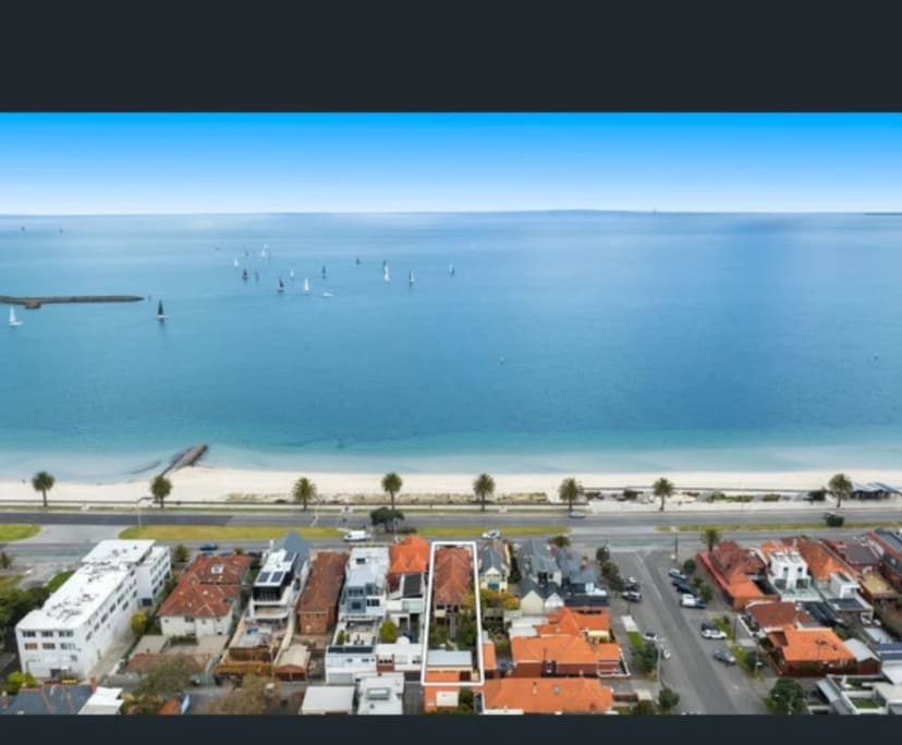 $375, Flatshare, 2 bathrooms, Middle Park VIC 3206