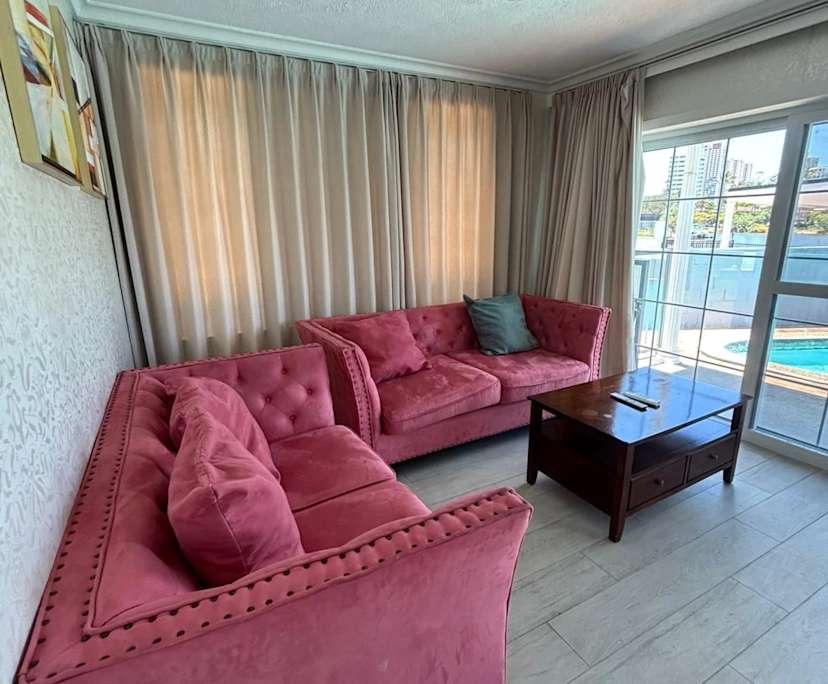 $250, Share-house, 3 bathrooms, Surfers Paradise QLD 4217