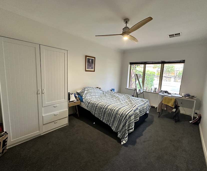 Furnished room in a share house