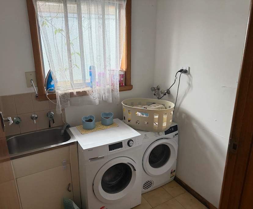 $190, Share-house, 3 bathrooms, Lalor VIC 3075