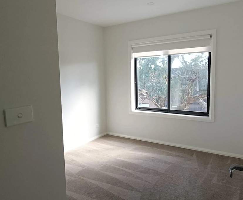 Room with ensuite in a share house
