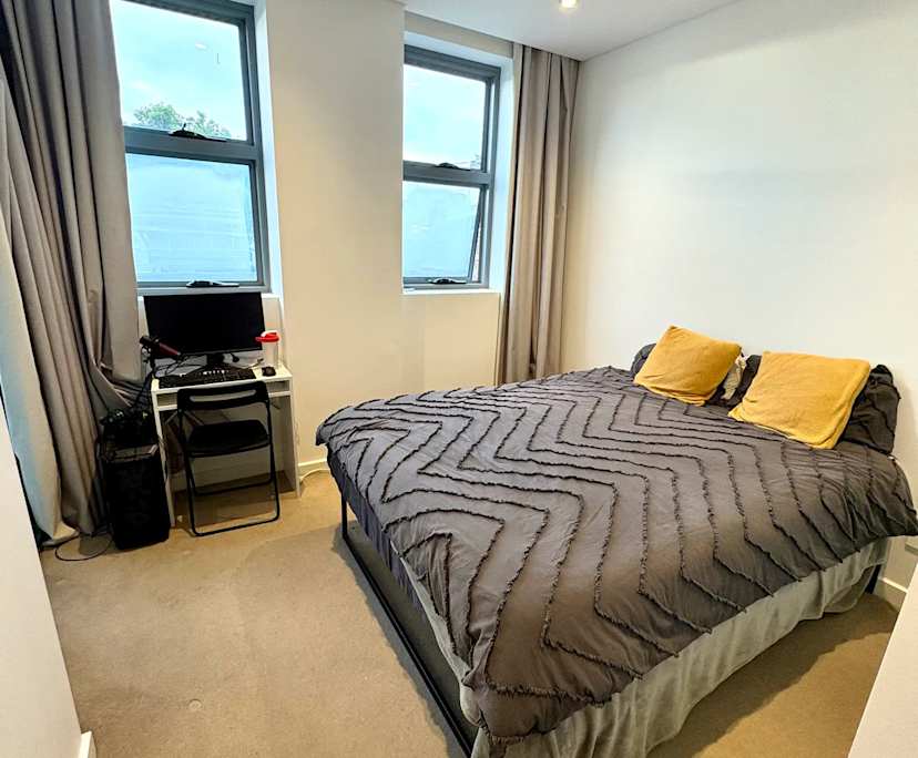 Furnished room in a share house