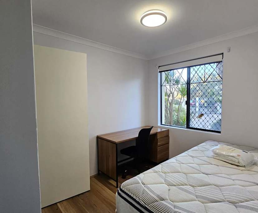 $220, Student-accommodation, 6 bathrooms, Bentley WA 6102
