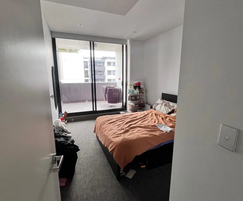 Unfurnished room with own bathroom