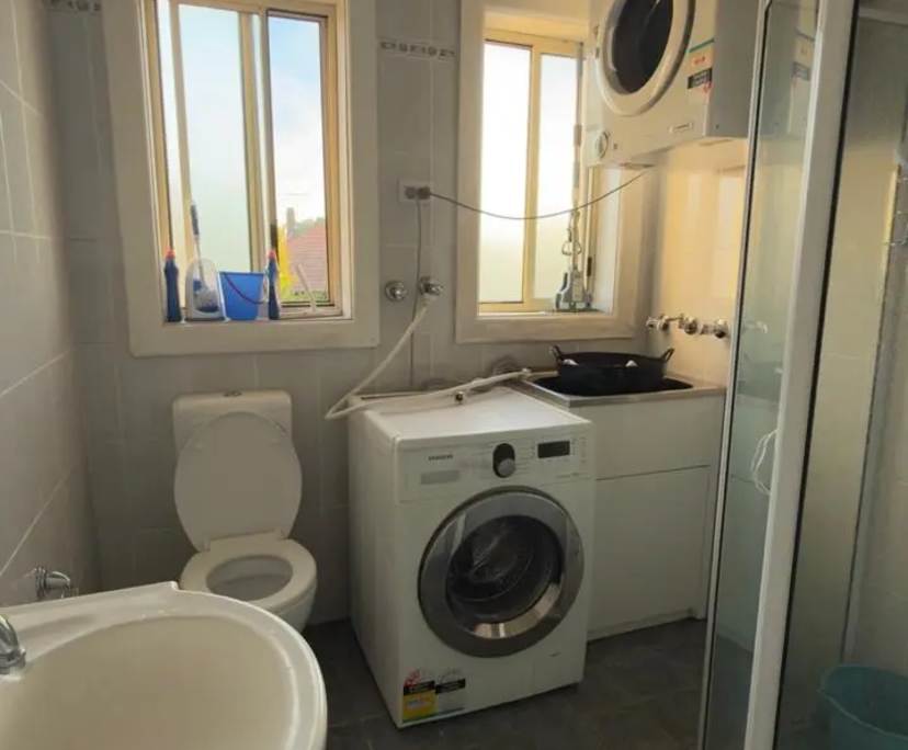 $320, Whole-property, 2 bathrooms, Harris Park NSW 2150