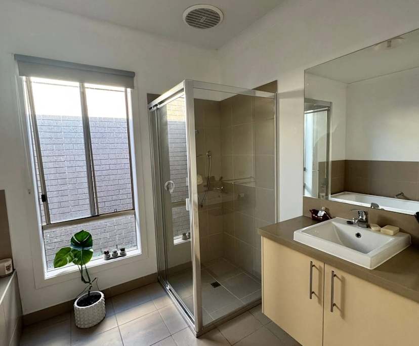 Furnished room with own bathroom