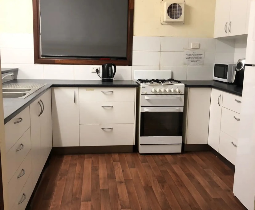 $380, Share-house, 5 bathrooms, Broome WA 6725