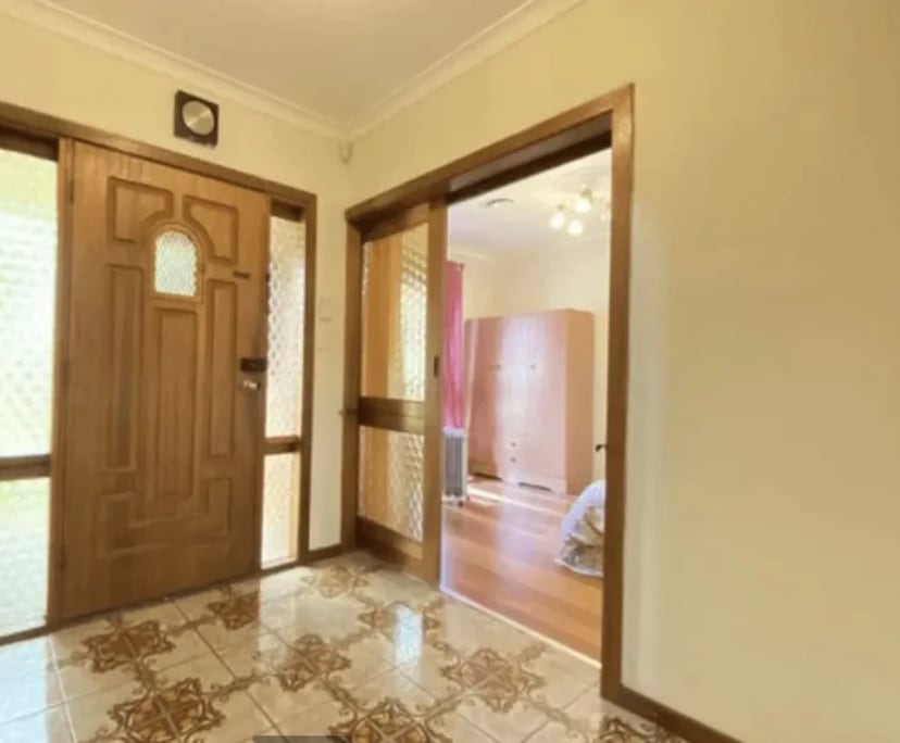Furnished room in a share house