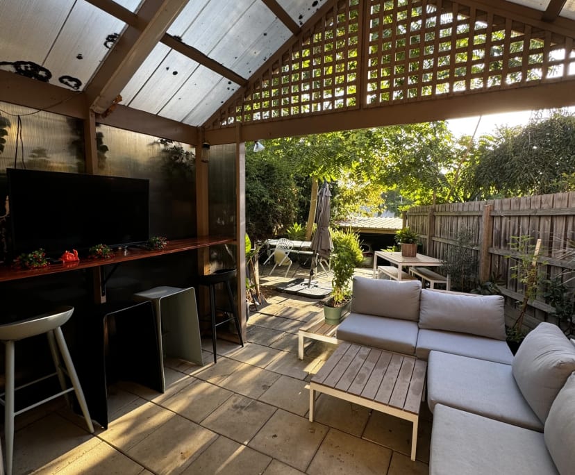 Room in a share house