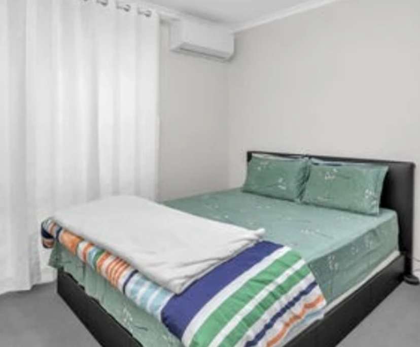 Room with ensuite in a share house