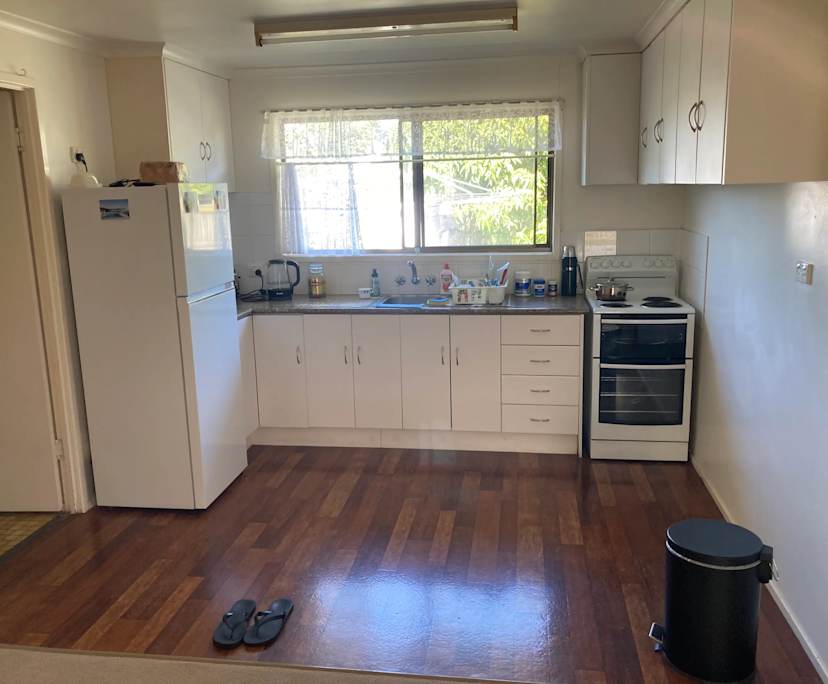 $200, Flatshare, 2 bathrooms, Kepnock QLD 4670