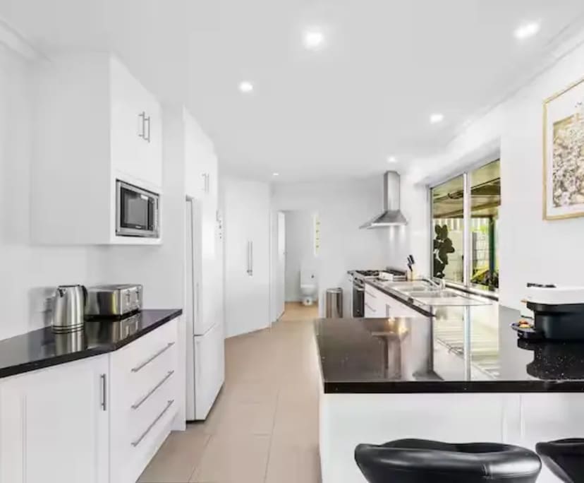 Furnished room in a share house