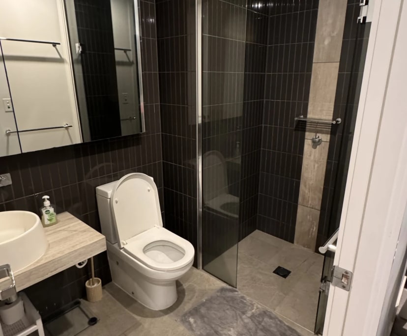 $285, Flatshare, 2 bathrooms, Melbourne VIC 3000