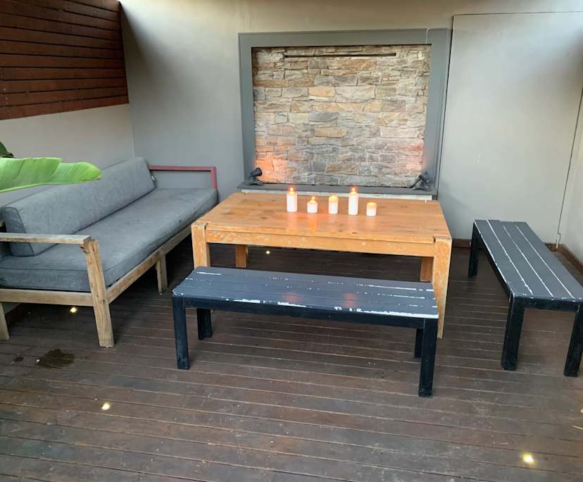 $1,050, Whole-property, 2 bathrooms, Newtown NSW 2042