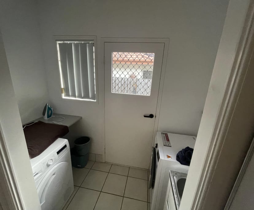 $260, Share-house, 4 bathrooms, Coral Cove QLD 4670