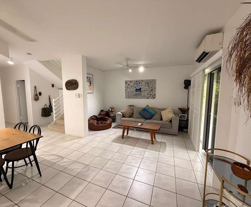 $250, Flatshare, 3 bathrooms, Brinkin NT 0810