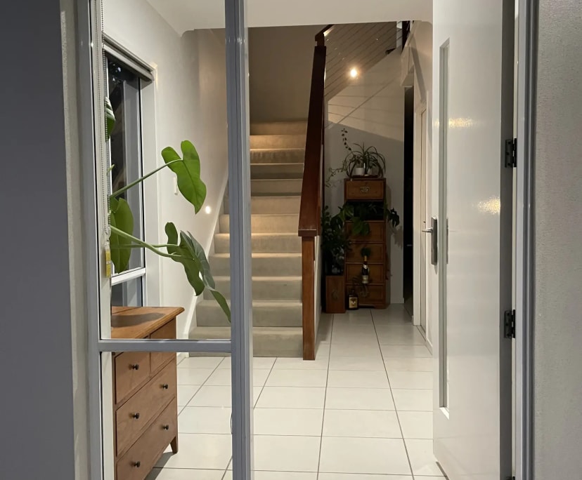 Room in a share house