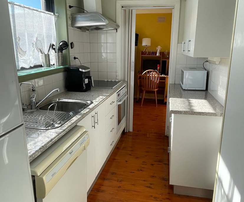 $550, Granny-flat, 1 bathroom, Bexley North NSW 2207