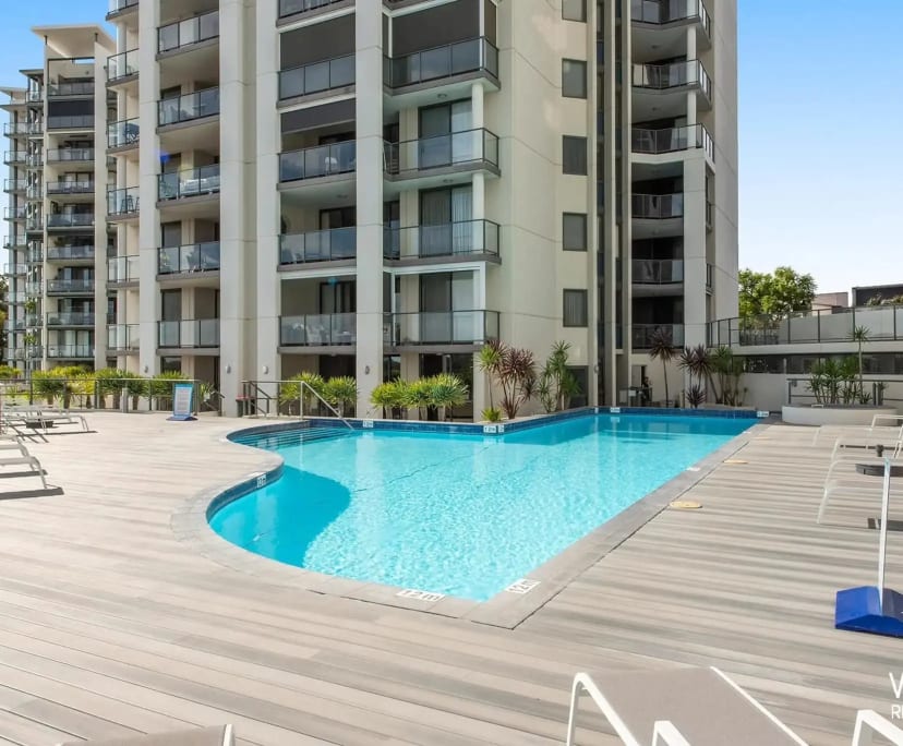 Furnished room in a flatshare