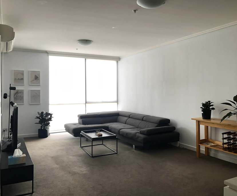 Unfurnished room in a flatshare