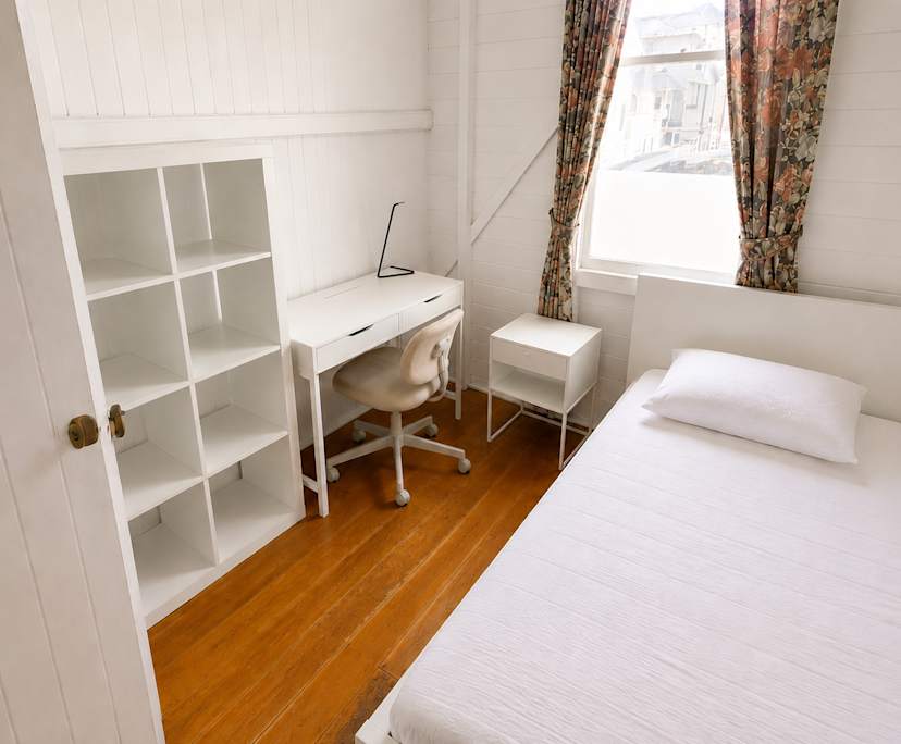 propertyImage