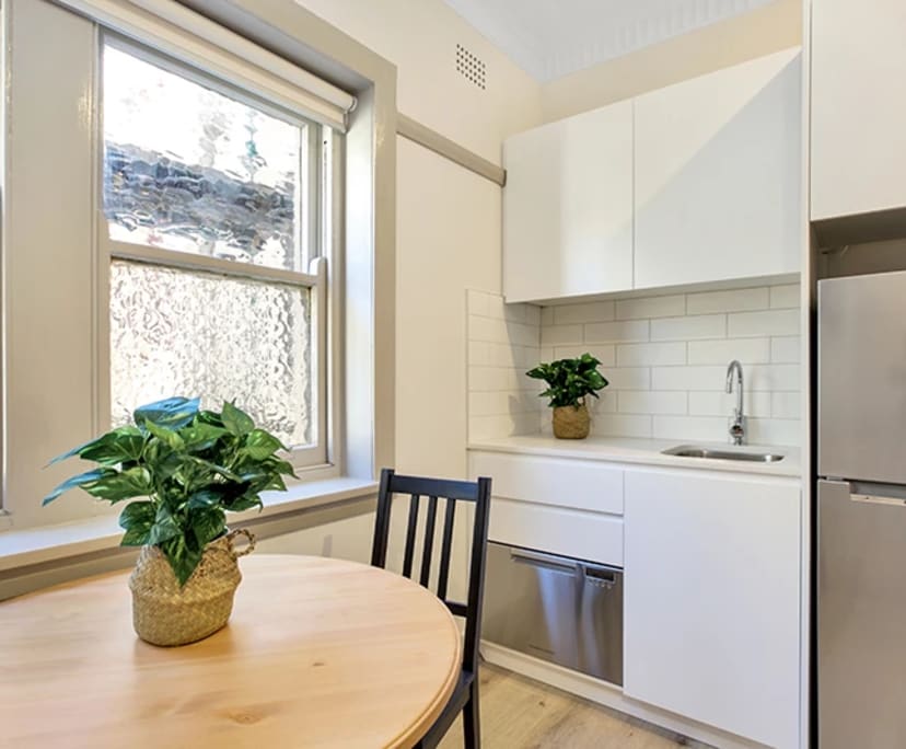 Room for Rent in Potts Point, Sydney 360, Furnish...