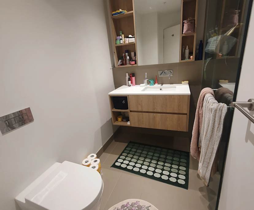 $290, Flatshare, 2 bathrooms, Melbourne VIC 3000