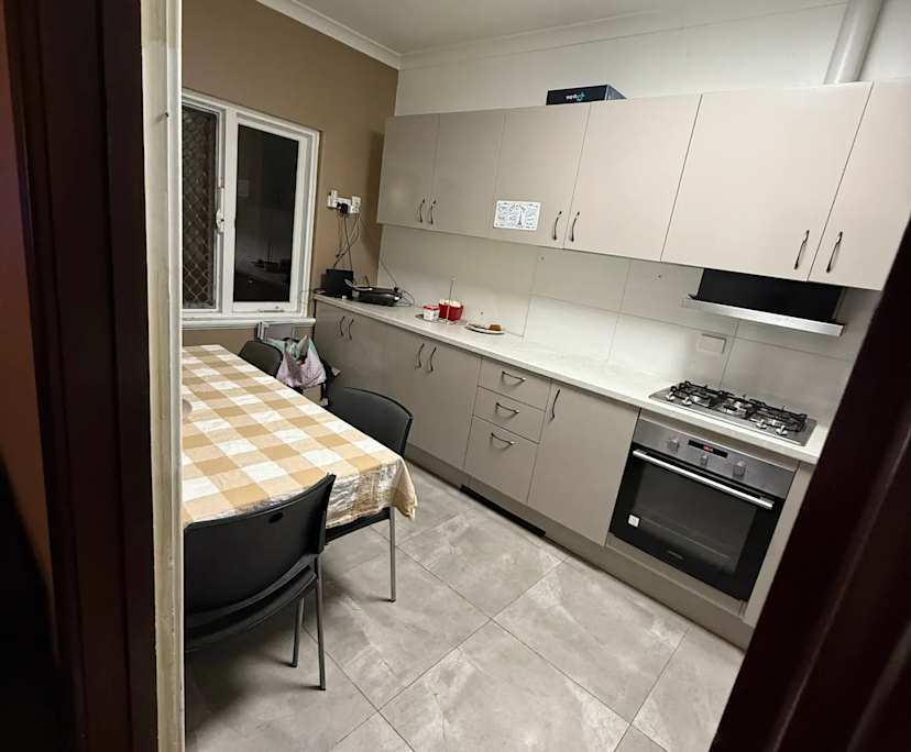 Unfurnished room in a share house