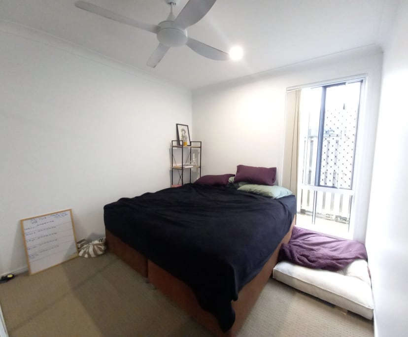 Unfurnished room in a share house