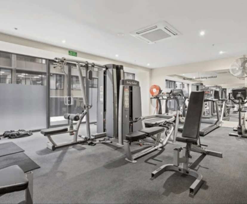 $800, Whole-property, 2 bathrooms, Melbourne VIC 3004