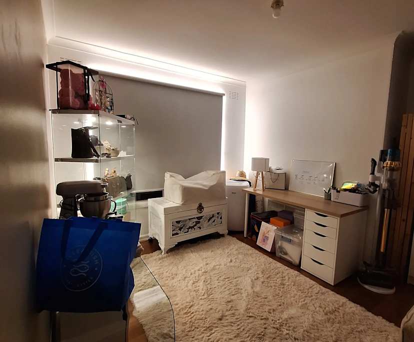 Unfurnished room in a share house