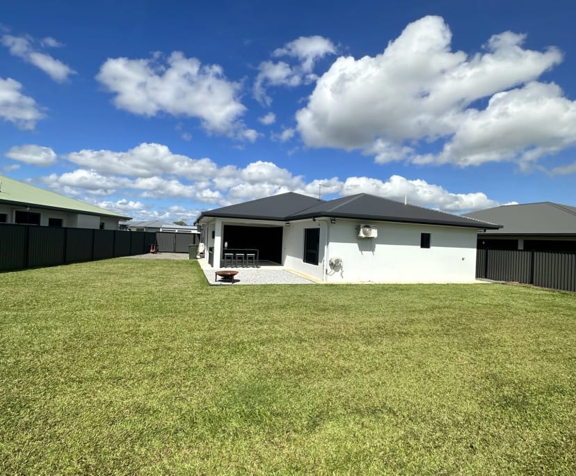 2 Rooms for Rent in Mareeba, QLD 250, Furnished,