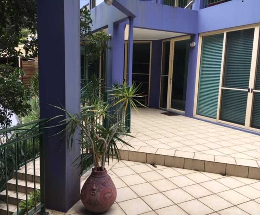 Whole property with 2 rooms for rent
