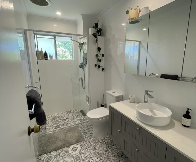 $200, Flatshare, 2 bathrooms, Como WA 6152