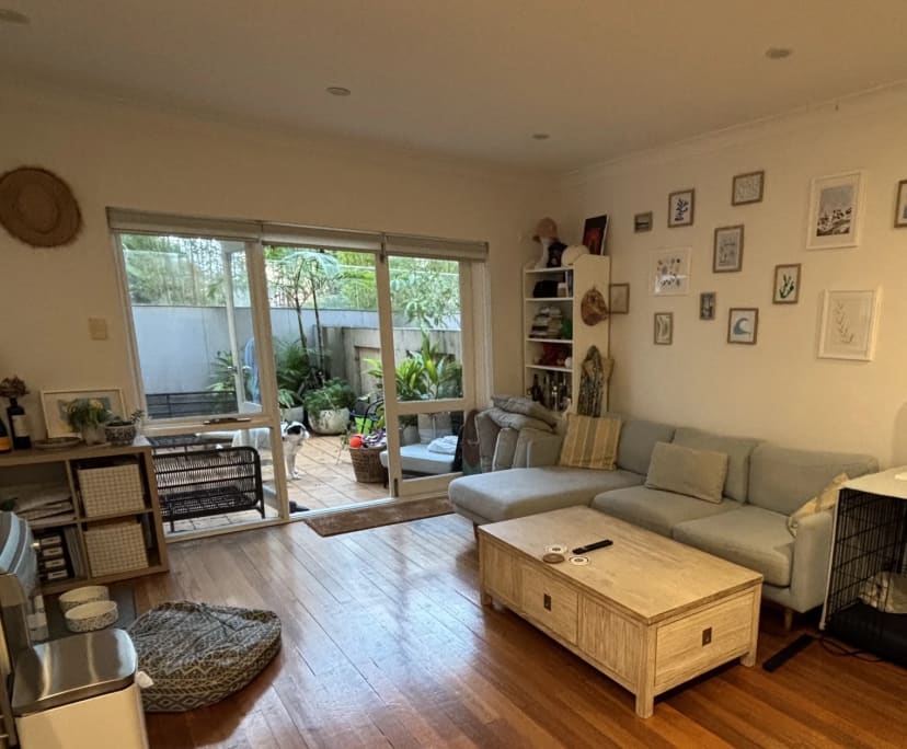 Whole property with 2 rooms for rent