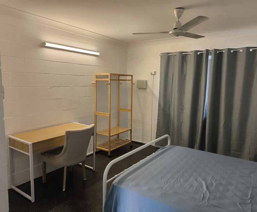 $280-300, Flatshare, 2 rooms, Westcourt QLD 4870, Westcourt QLD 4870