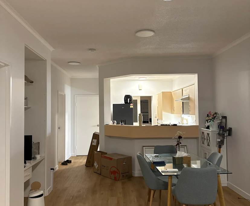 Furnished room in a flatshare