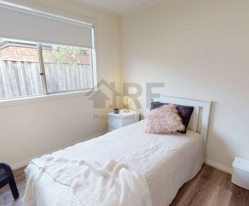 $250, Share-house, 6 bathrooms, Pakenham VIC 3810