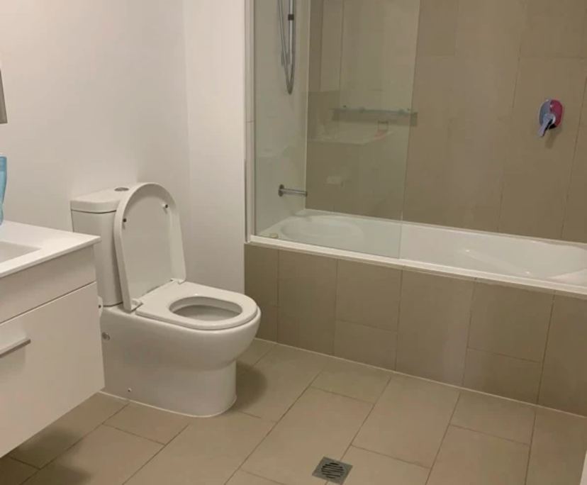 $400, Flatshare, 2 bathrooms, Varsity Lakes QLD 4227