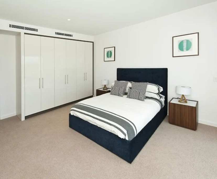 Furnished room with own bathroom