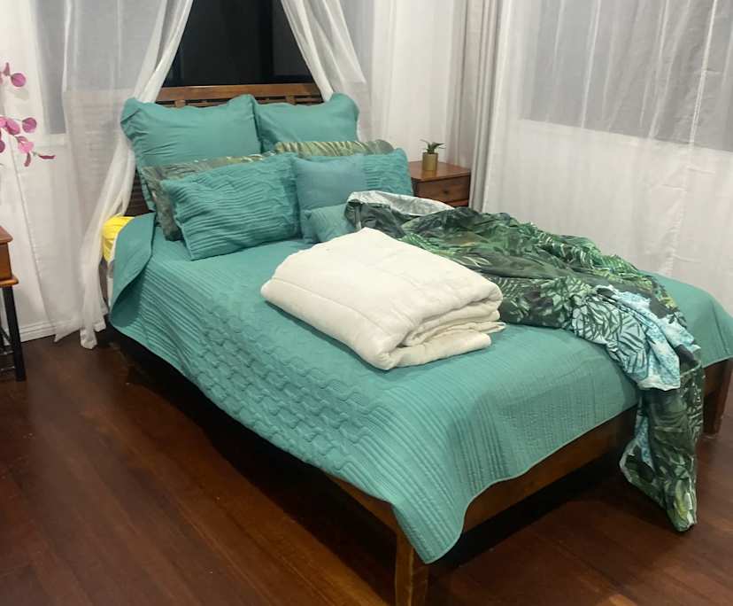 $300, Share-house, 4 bathrooms, Trinity Beach QLD 4879