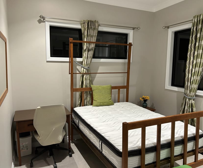 $390, Share-house, 4 bathrooms, Highgate Hill QLD 4101