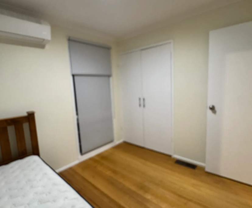 Room in a share house