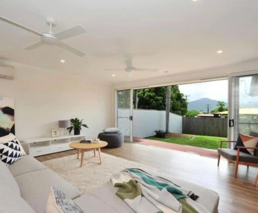 Room for Rent in Freshwater, Cairns 300, Furnishe...